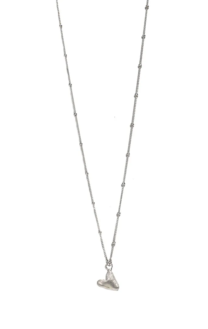 Coração nas Mãos v1 Necklace