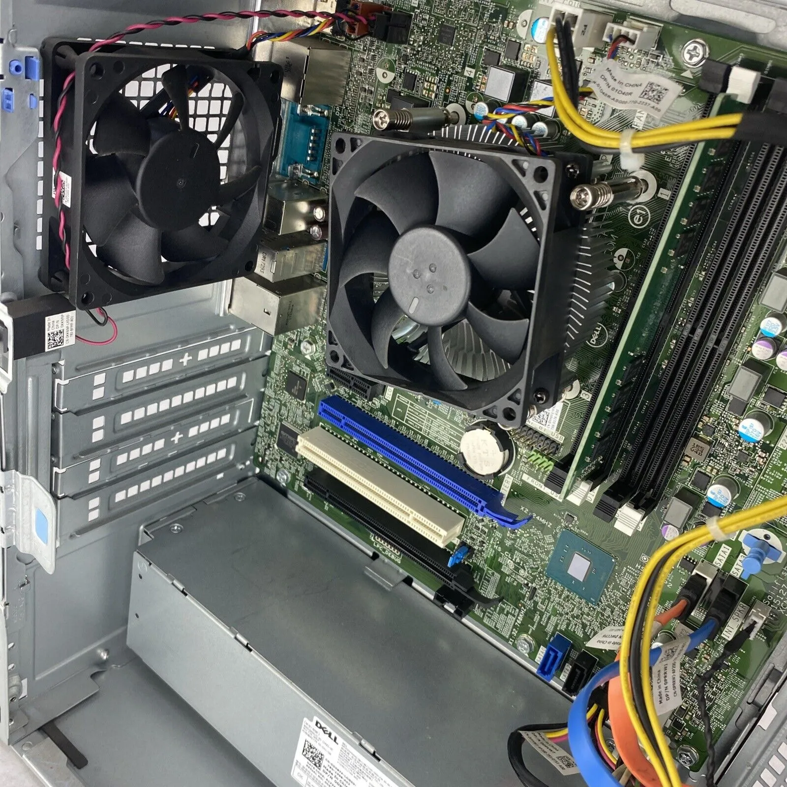 Dell Optiplex 7050 Tower Intel Core i5-7500 3.40GHz 8GB RAM No HDD No OS