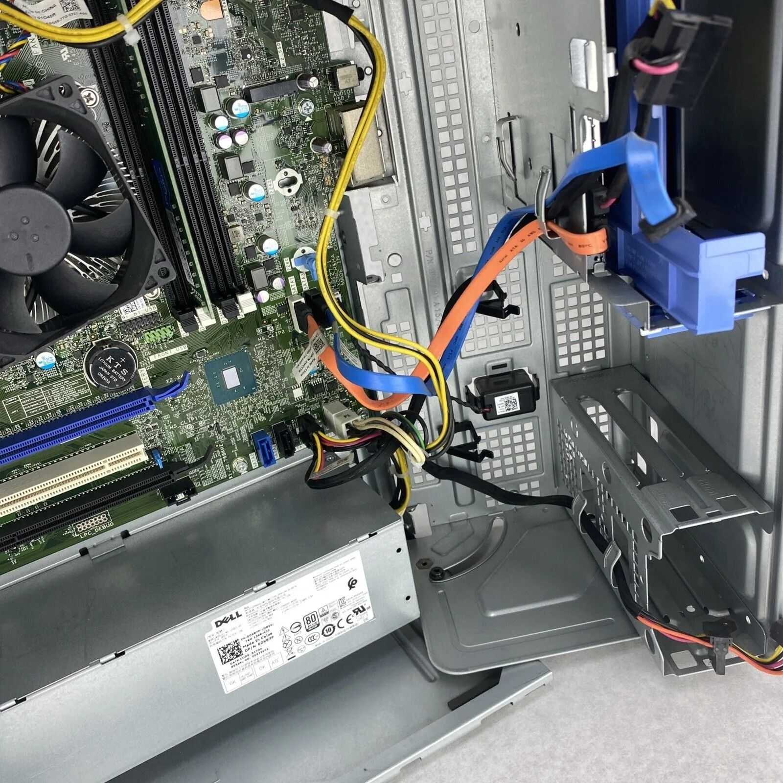 Dell Optiplex 7050 Tower Intel Core i5-7500 3.40GHz 8GB RAM No HDD No OS