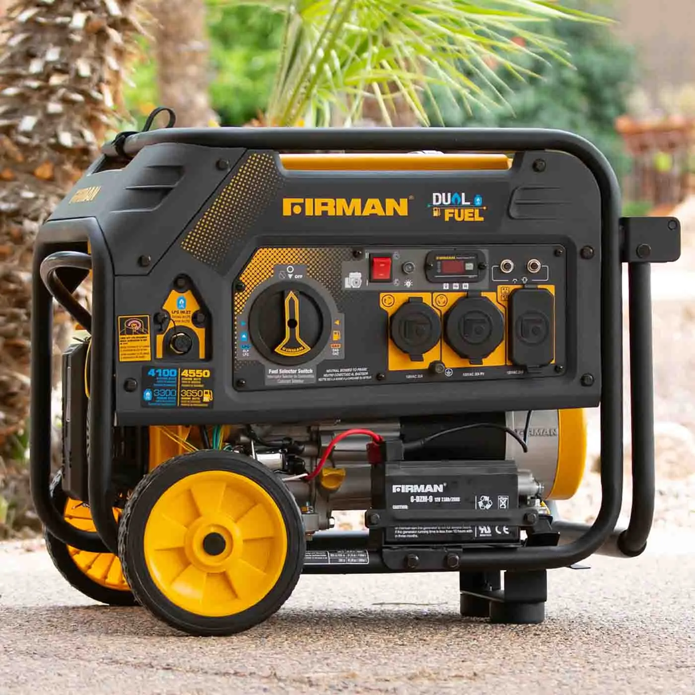 Firman H03651 Dual Fuel 4550W Portable Generator | Electric Start 120V