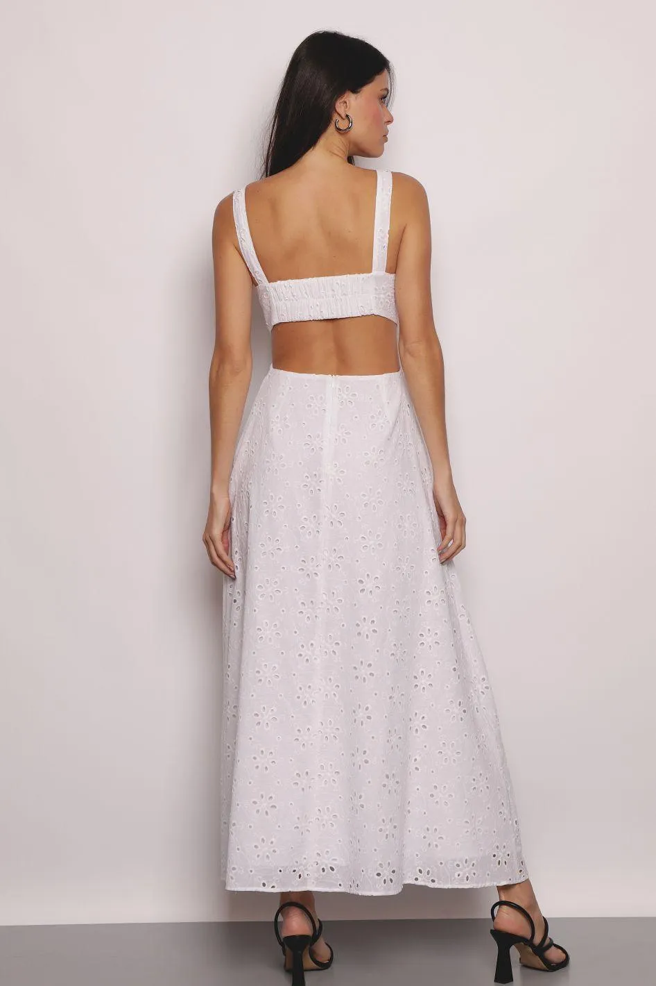 Vestido Em Laise Branca Lari